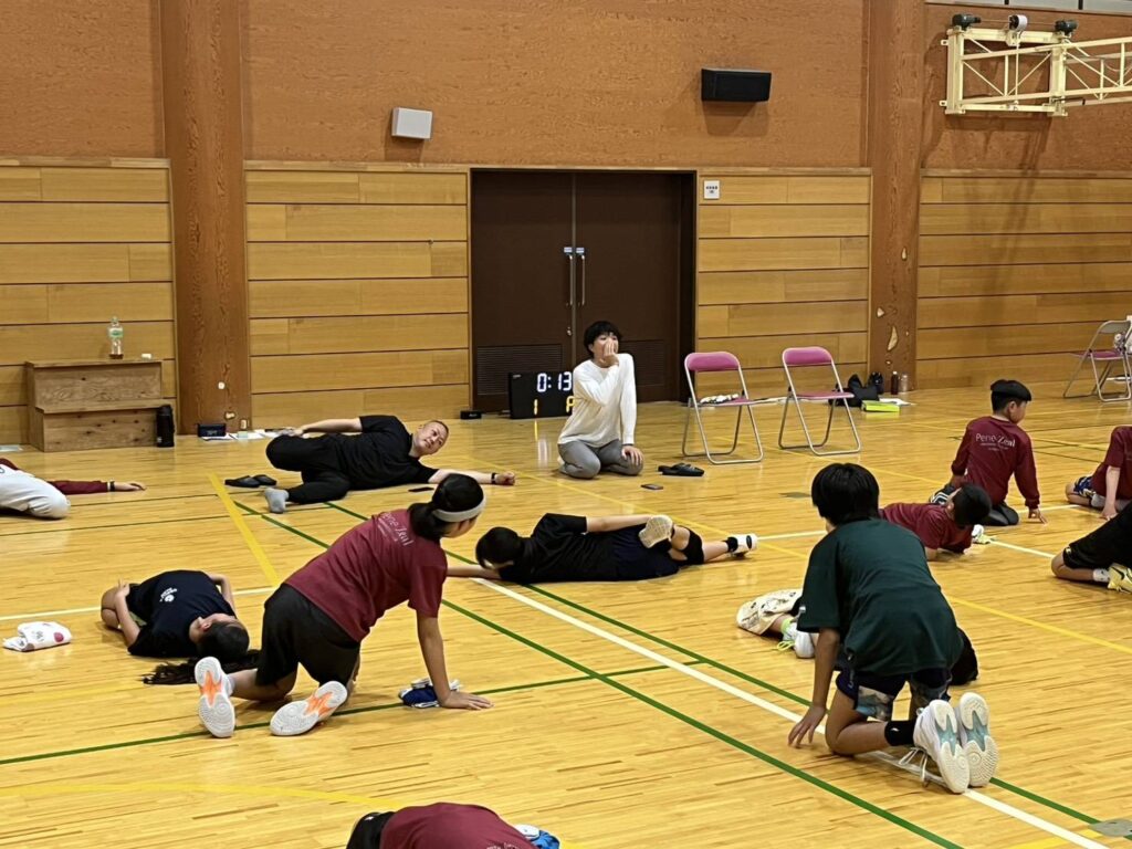 ストレッチ指導の様子